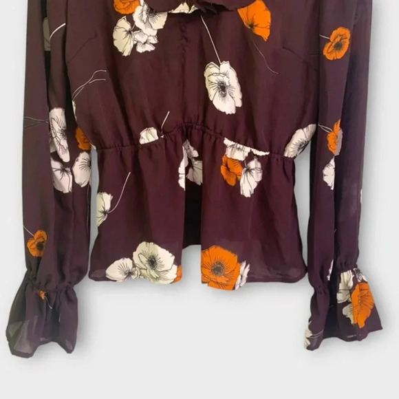 NWT Cupcakes and Cashmere Floral Bouse - Picture 6 of 12